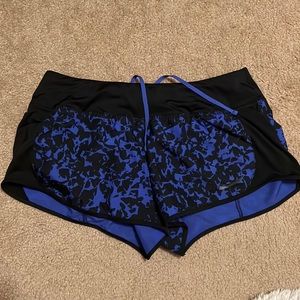 Nike Dri-Fit Shorts MEDIUM
